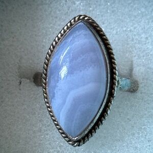 Stunning blue lace agate in .925 silver